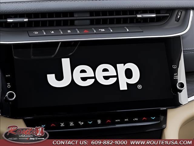 New 2026 Jeep Grand Cherokee Limited w/ Luxury Tech Group II AWD/4WD image 19