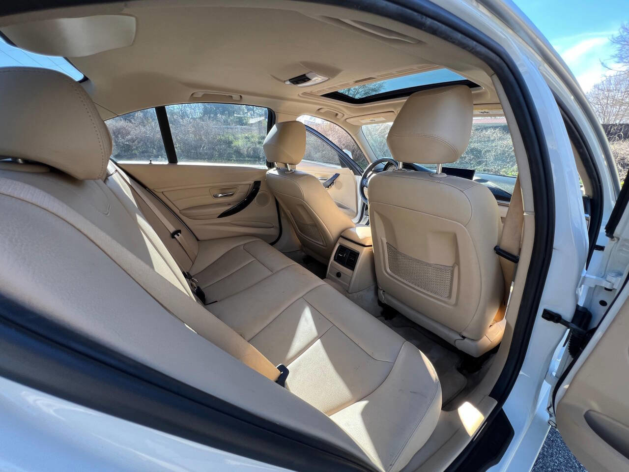 Used 2015 BMW 328d Sedan image 16