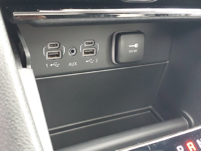 New 2026 Jeep Grand Cherokee Limited w/ Limited Altitude Package AWD/4WD image 30