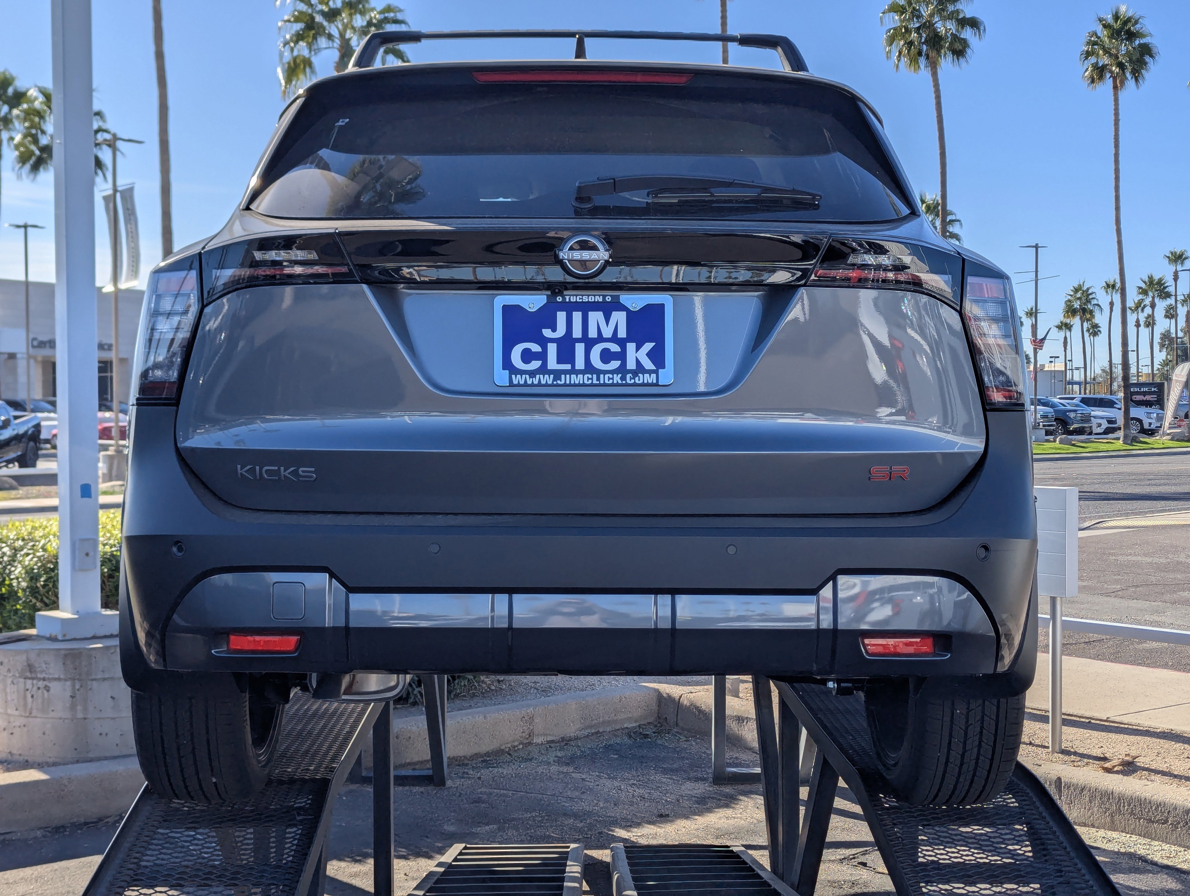 New 2026 Nissan Kicks SR w/ Illumination Package image 3