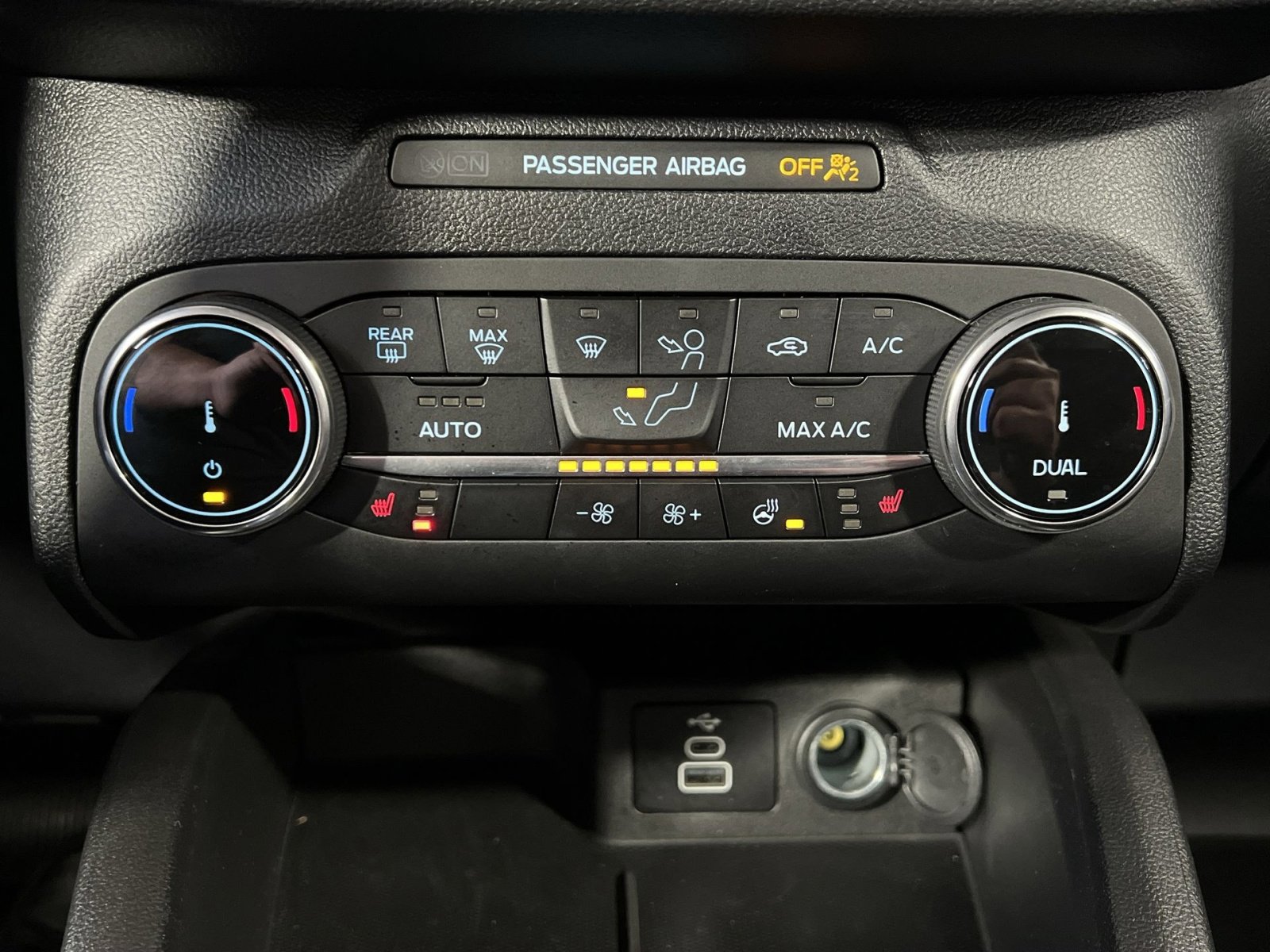 Used 2025 Ford Escape Active w/ Cold Weather Package image 20