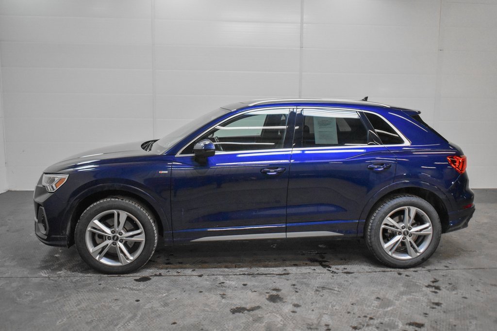 Used 2022 Audi Q3 2.0T Premium Plus w/ Premium Plus Package image 4