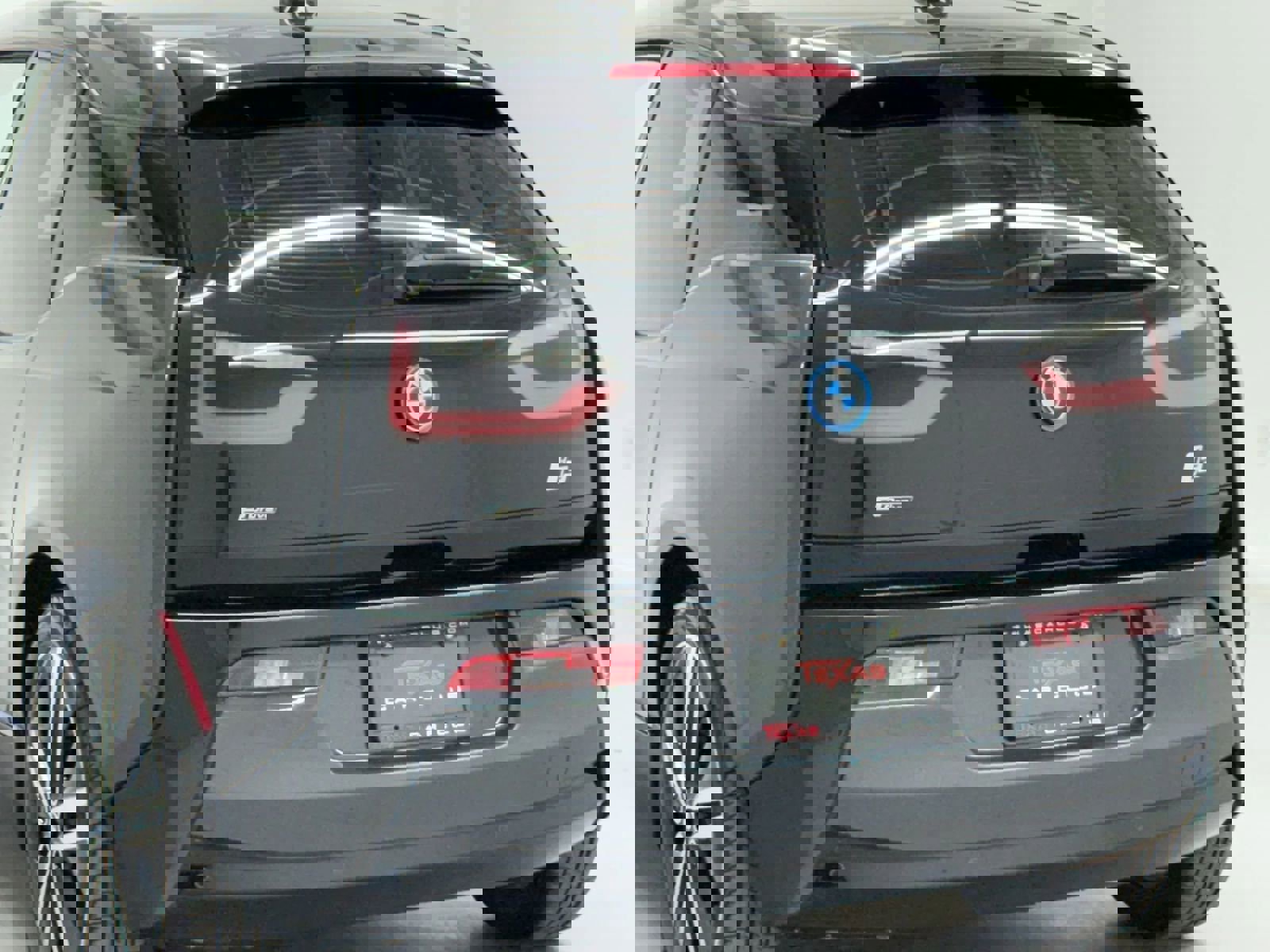 Used 2015 BMW i3 w/ Range Extender image 39