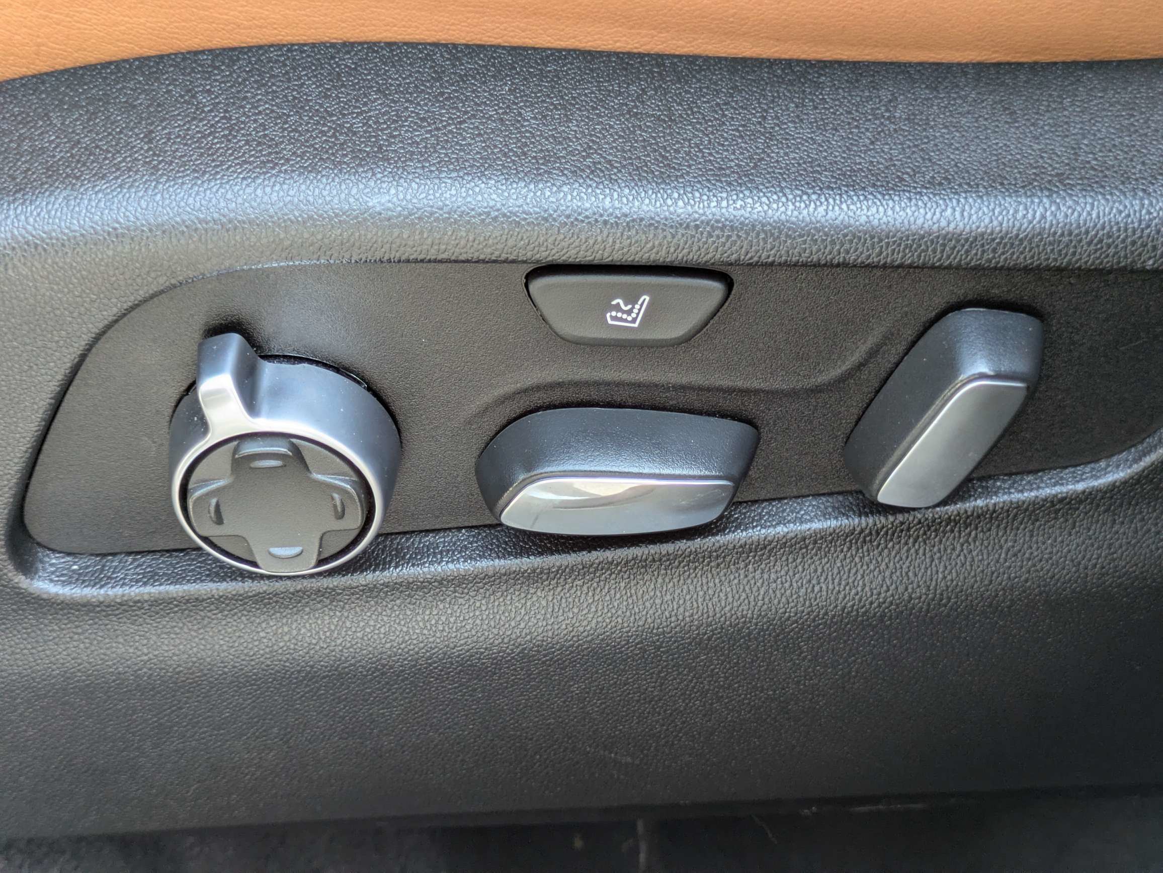 Certified 2019 Cadillac XT4 Sport FWD image 13