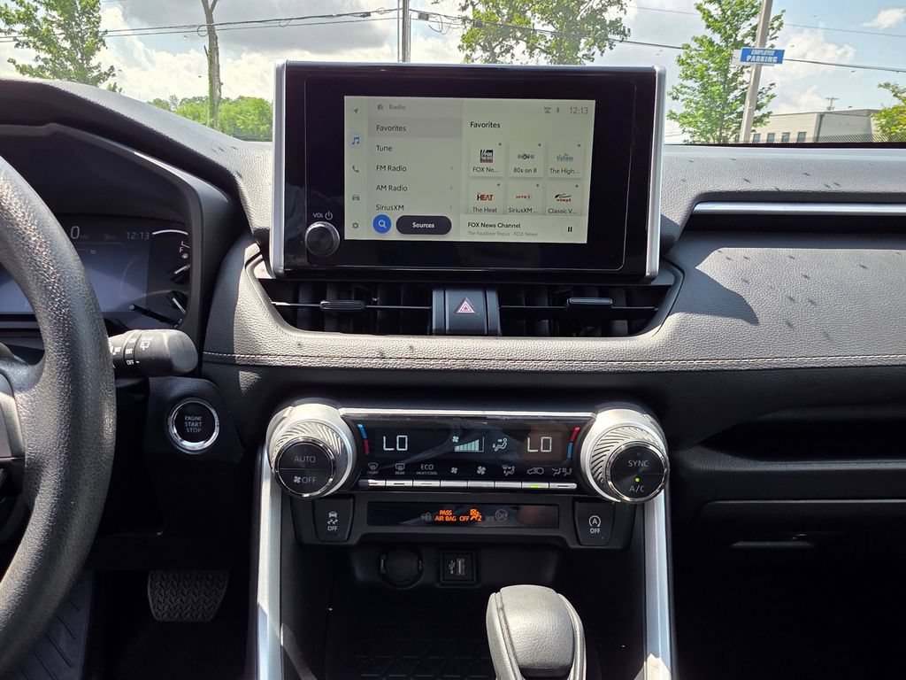 Used 2025 Toyota RAV4 XLE w/ Convenience Package AWD/4WD image 20