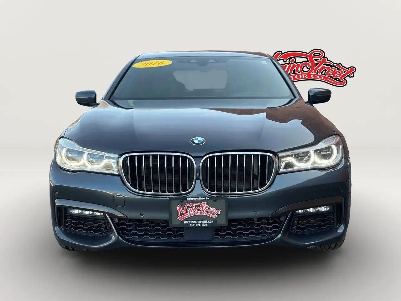 Used 2016 BMW 750i xDrive AWD/4WD image 2