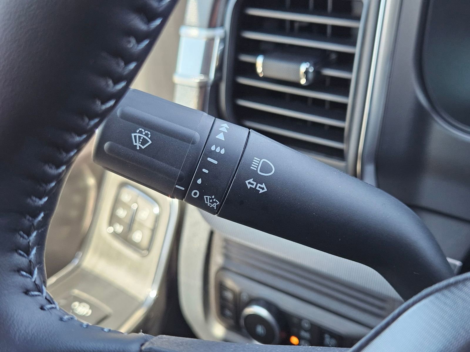 New 2026 Ford F350 Platinum AWD/4WD image 16