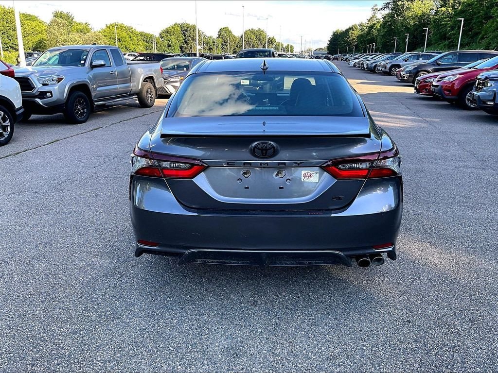 Used 2021 Toyota Camry SE w/ TRD Appearance Package (TMS) FWD image 10