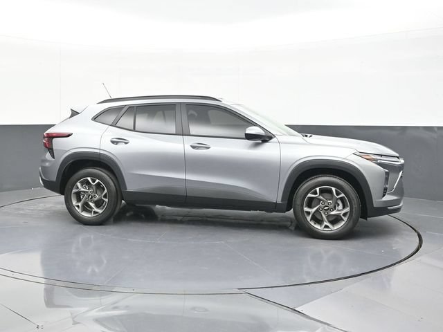 New 2026 Chevrolet Trax LT w/ Driver Confidence Package FWD image 13