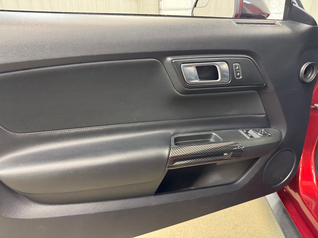 Used 2019 Ford Mustang GT RWD image 9