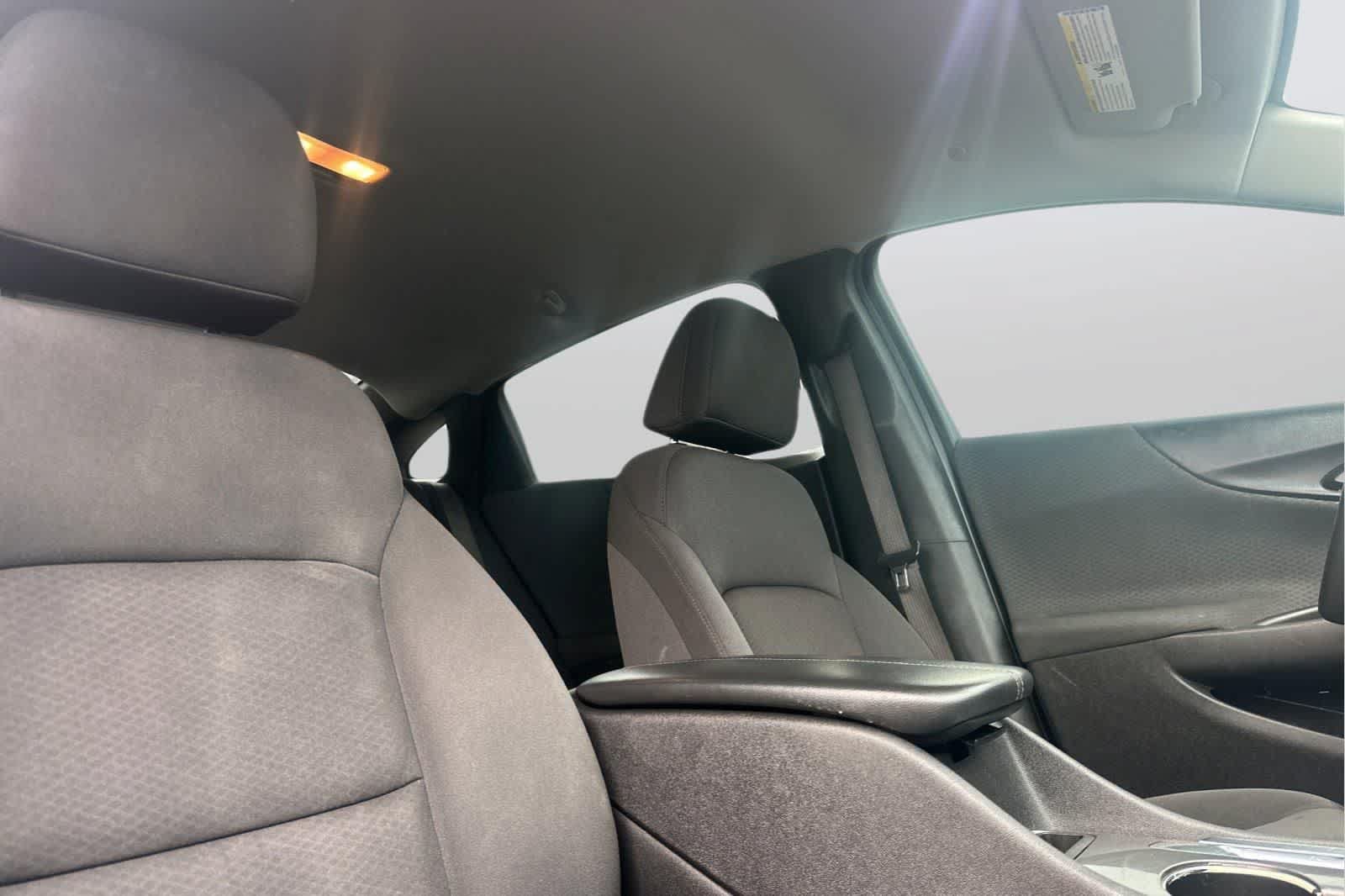 Used 2020 Chevrolet Malibu LT FWD image 17