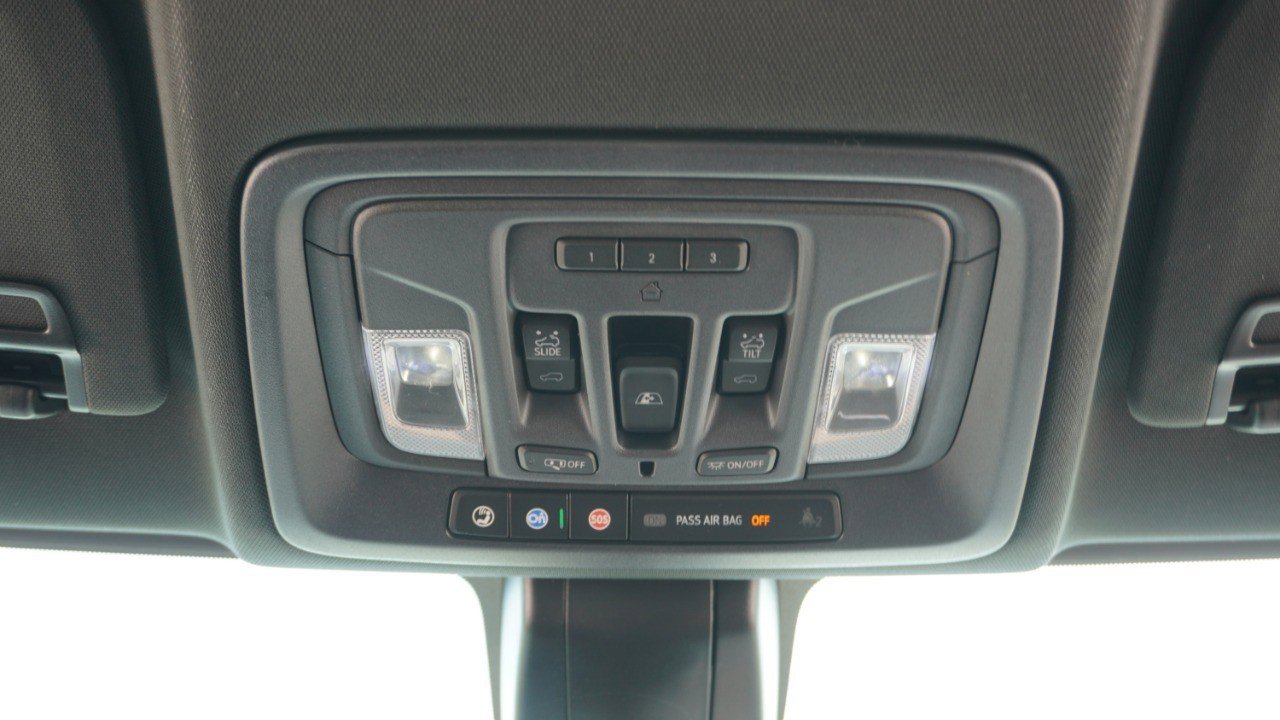 Used 2021 Chevrolet Silverado 2500 High Country w/ Z71 Off-Road Package image 29