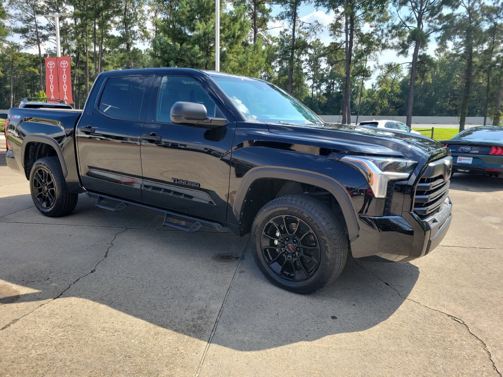 Used 2024 Toyota Tundra SR5 AWD/4WD image 9
