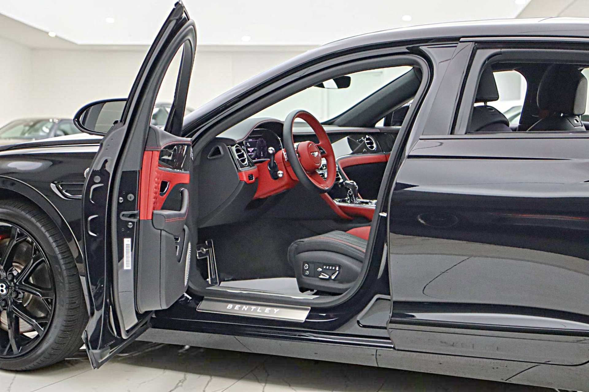 Certified 2023 Bentley Flying Spur S V8 AWD/4WD image 8