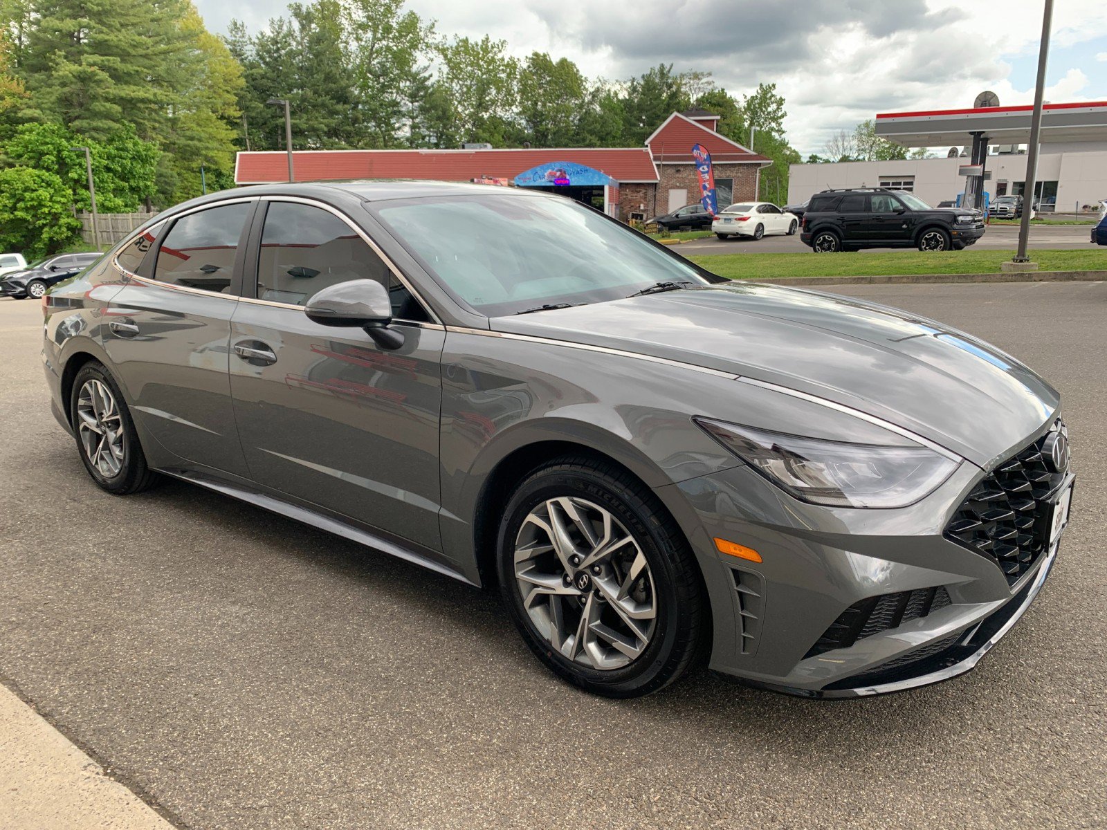 Used 2023 Hyundai Sonata SEL FWD image 3