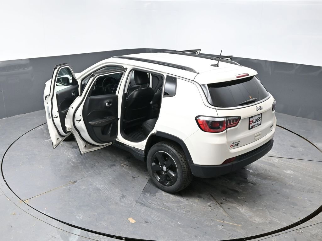 Used 2019 Jeep Compass Latitude w/ Cold Weather Group image 58