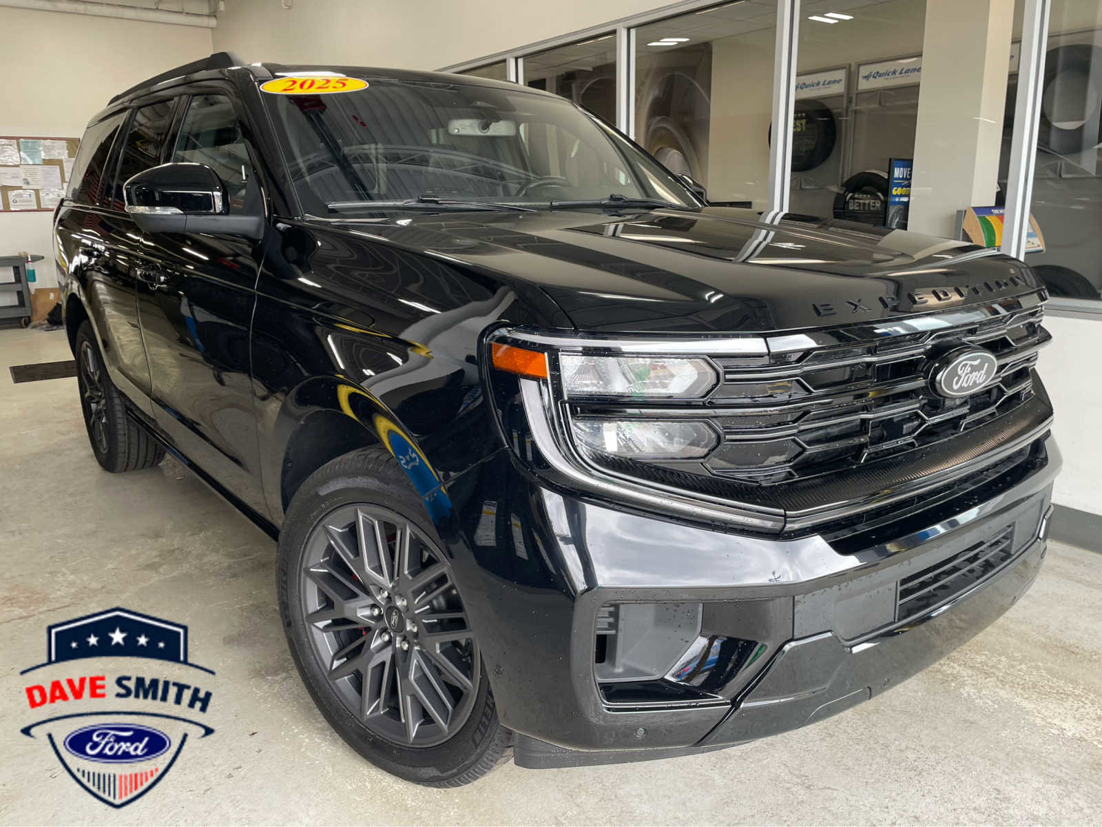 Used 2025 Ford Expedition Platinum w/ Stealth Performance Package