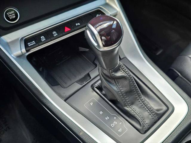 Used 2025 Audi Q3 2.0T Premium w/ Convenience Package AWD/4WD image 33