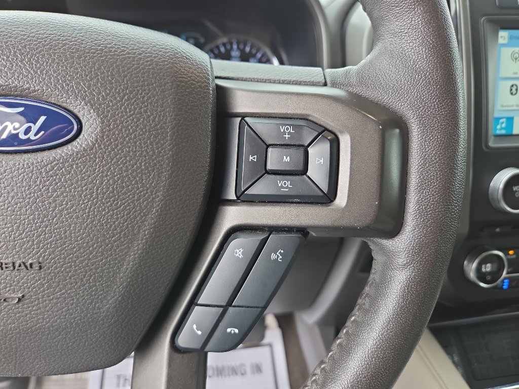 Used 2018 Ford Expedition XLT w/ Equipment Group 202A RWD image 35