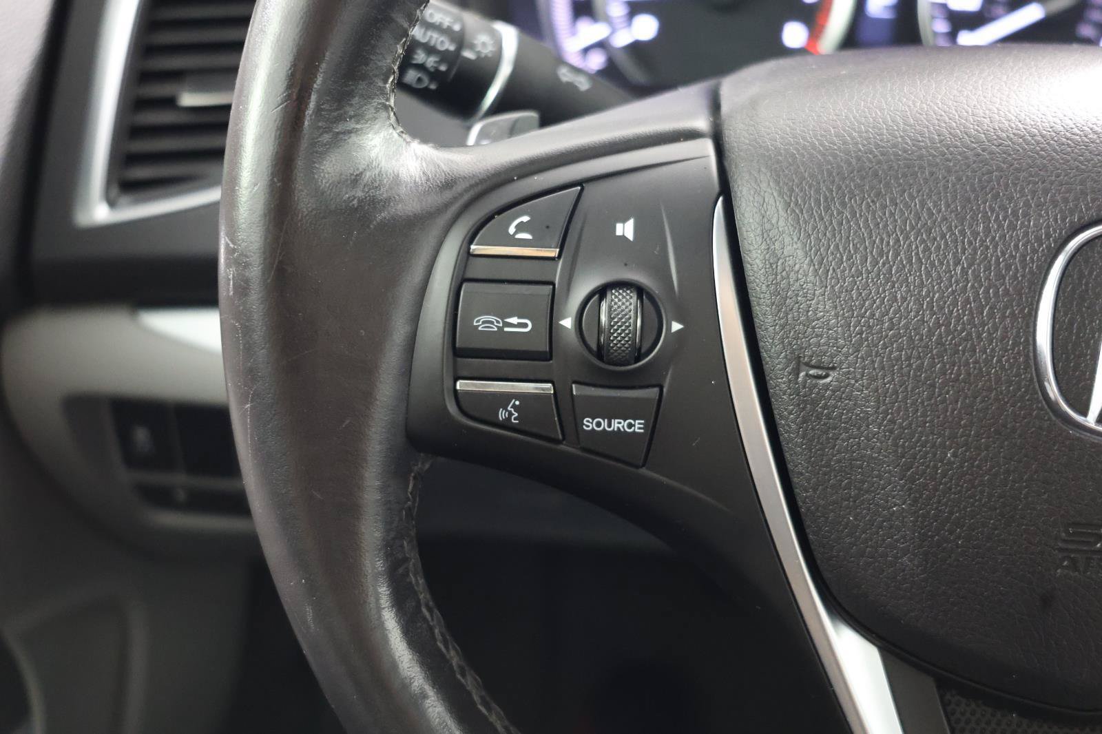 Used 2016 Acura TLX FWD image 22