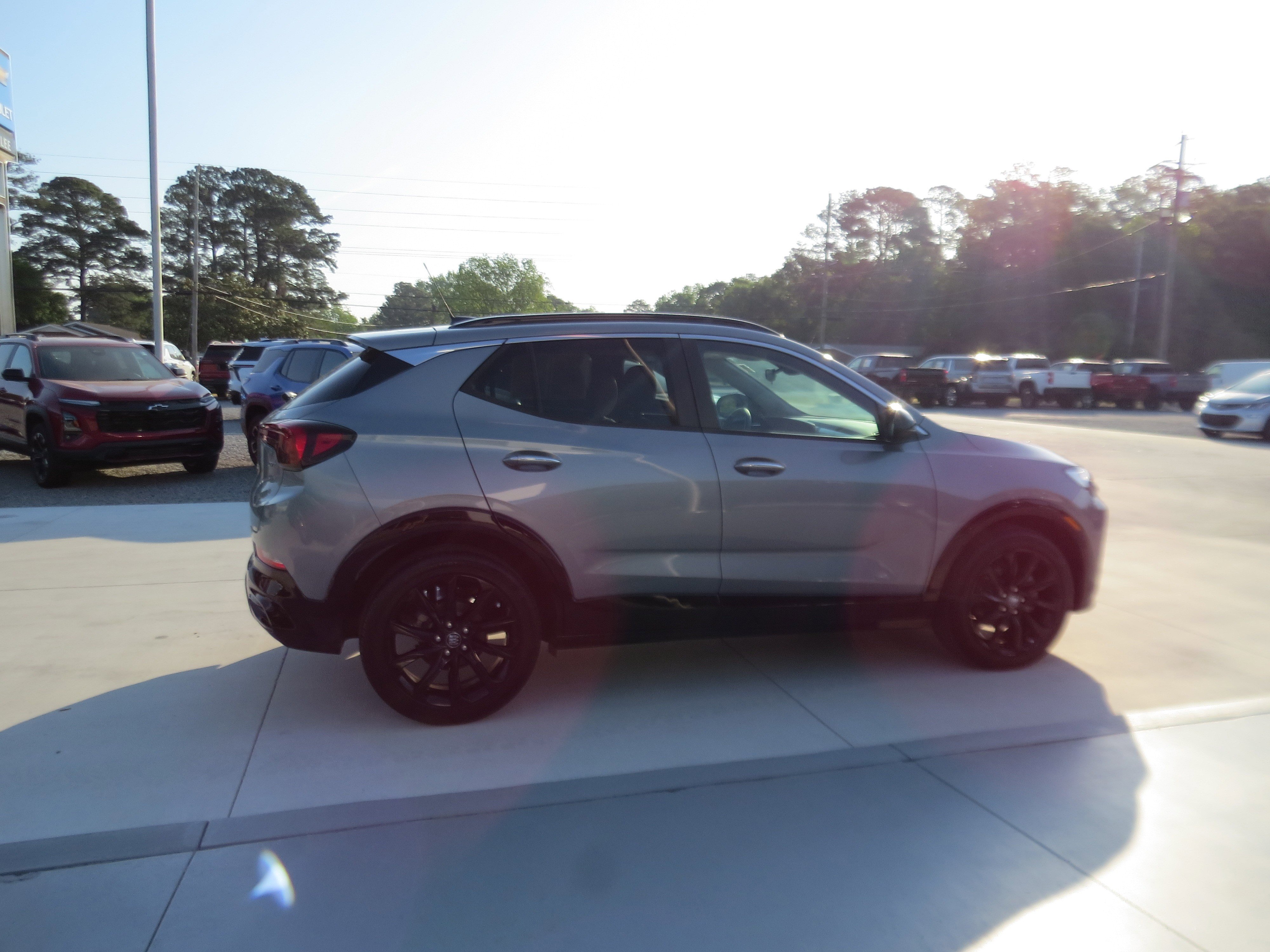 Used 2024 Buick Encore GX Sport Touring w/ Experience Buick Package FWD image 4
