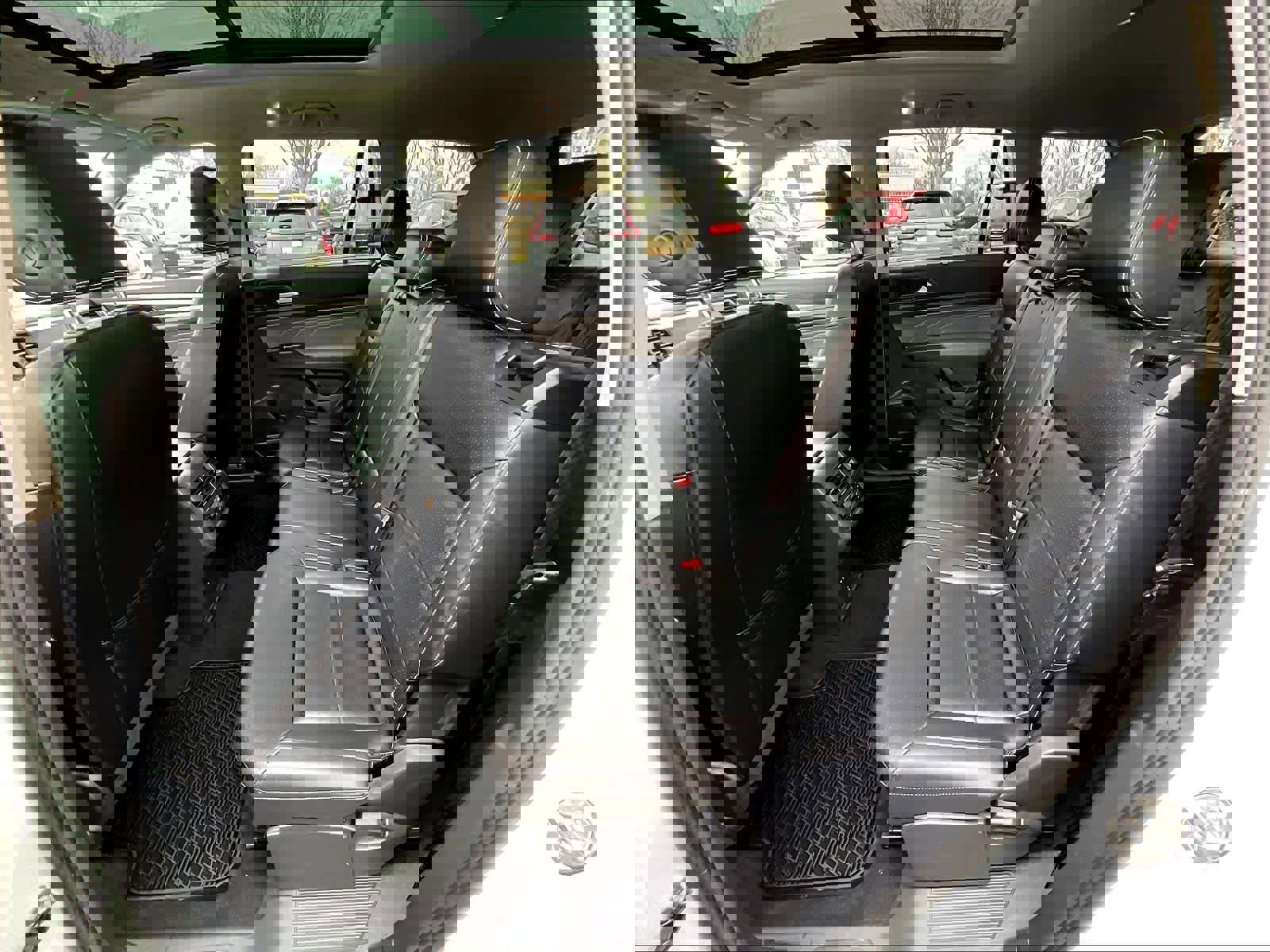 Used 2023 Volkswagen Atlas SE image 15