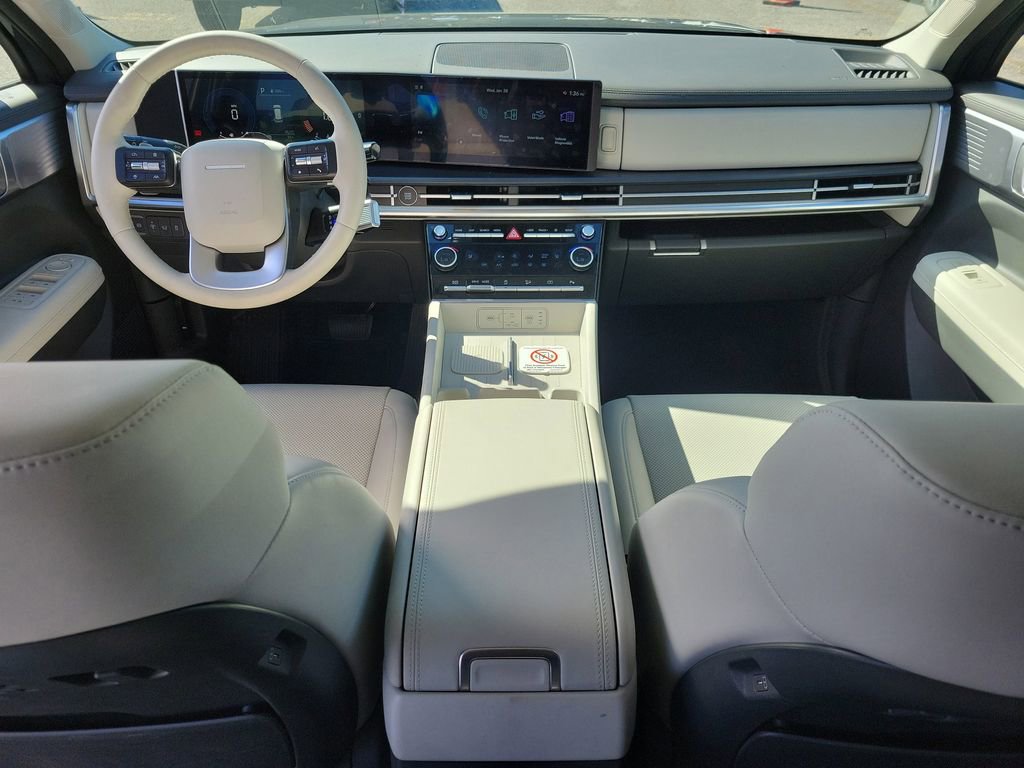 Certified 2025 Hyundai Santa Fe SEL image 15
