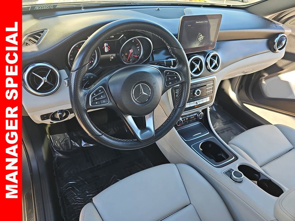 Used 2018 Mercedes-Benz GLA 250 image 16