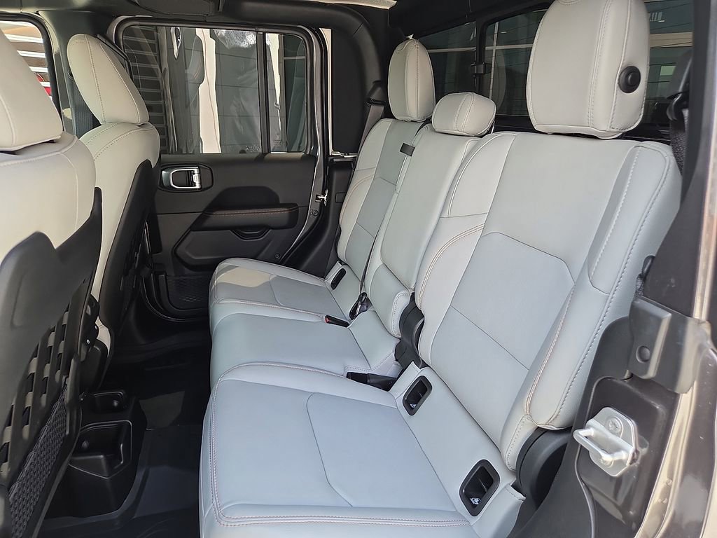 Used 2023 Jeep Gladiator Mojave w/ LED Lighting Group image 13