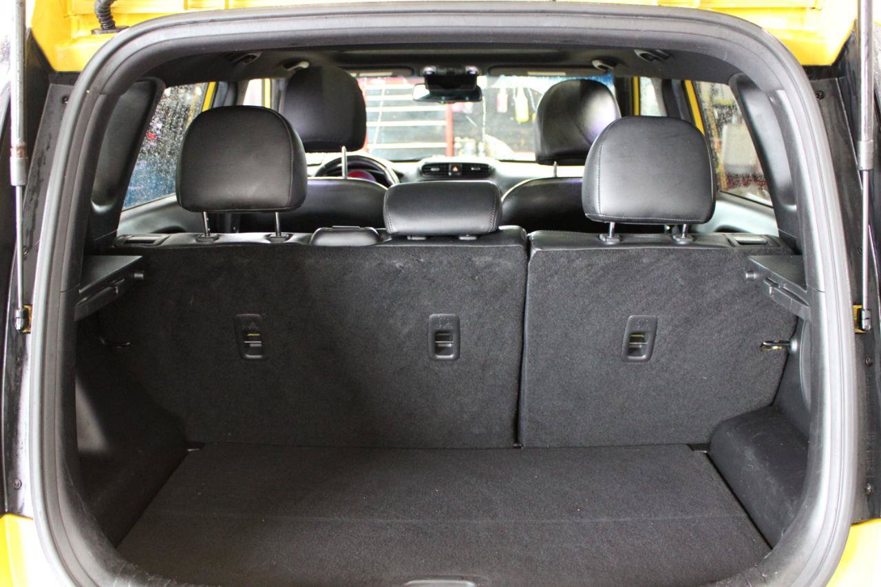 Used 2014 Kia Soul ! w/ Sun & Sound Package FWD image 9