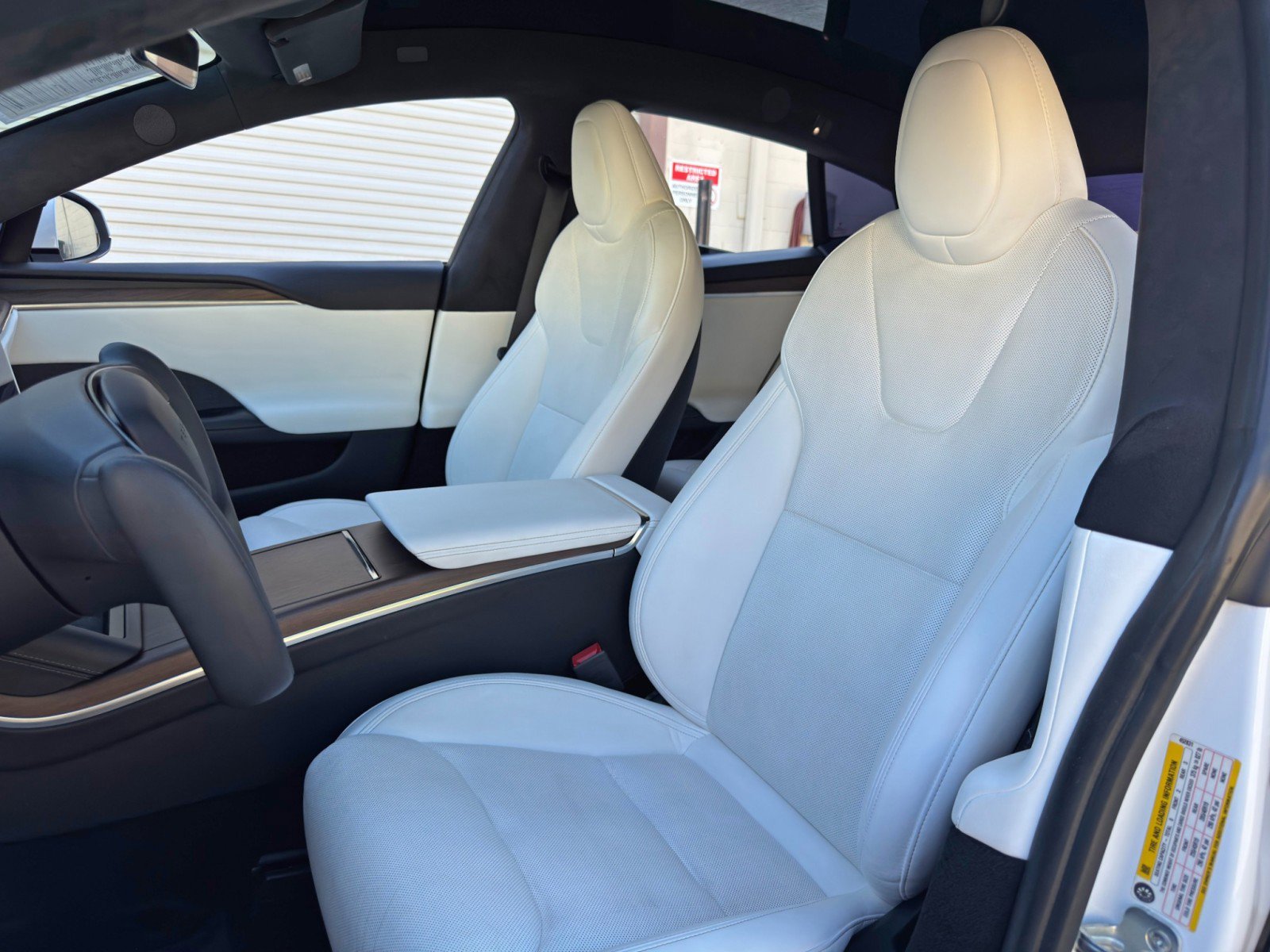 Used 2021 Tesla Model S Long Range AWD/4WD image 40