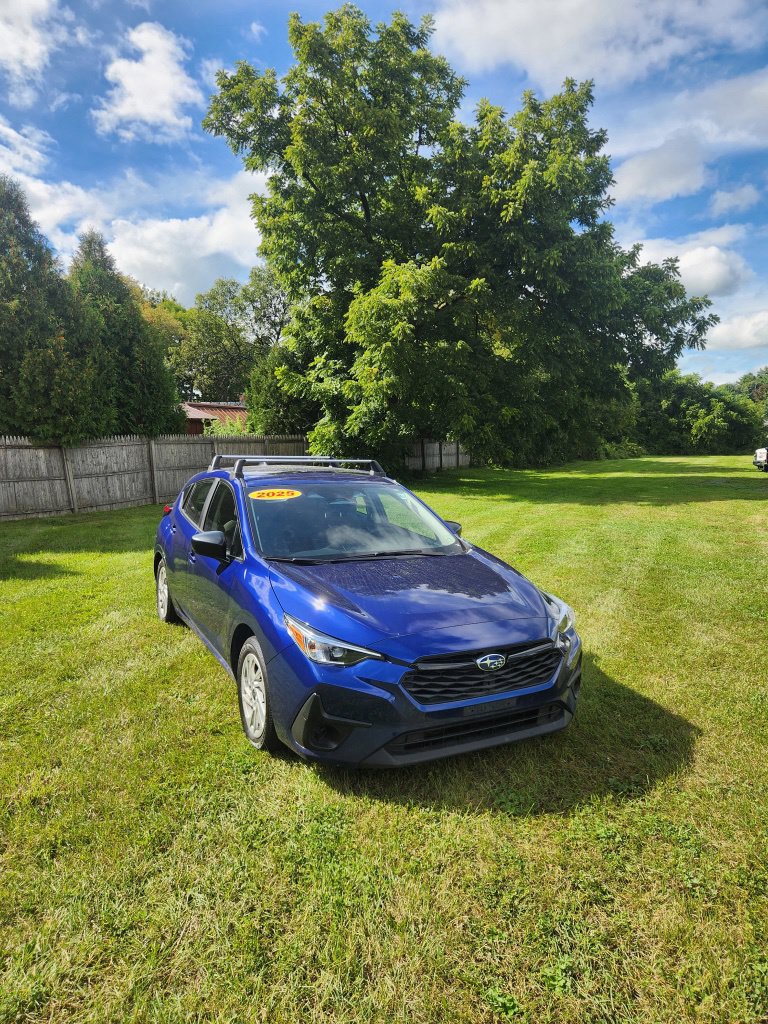 Used 2025 Subaru Impreza 2.0i AWD/4WD image 2