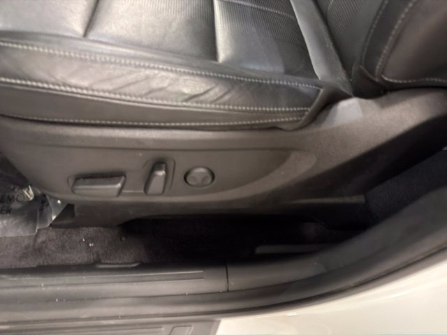 Used 2021 Kia Telluride EX w/ EX Premium Package FWD image 18