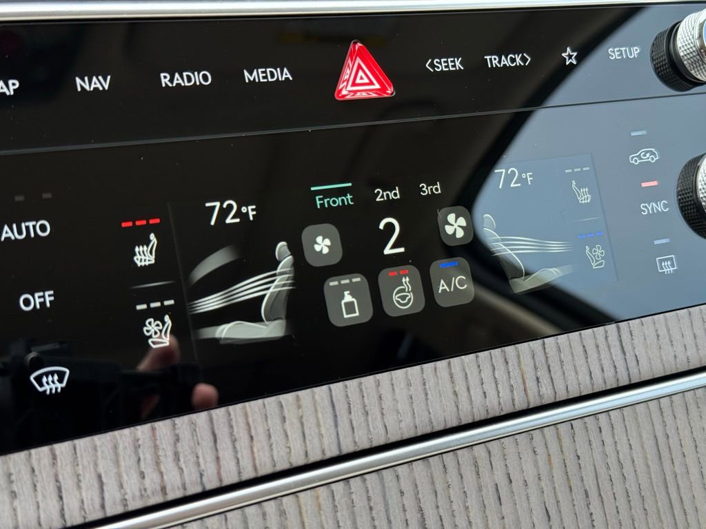 New 2026 Genesis GV80 3.5T Prestige image 39