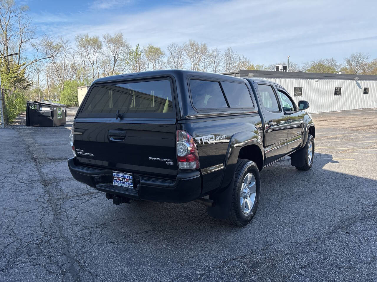Used 2014 Toyota Tacoma PreRunner w/ TRD Sport Package RWD image 4