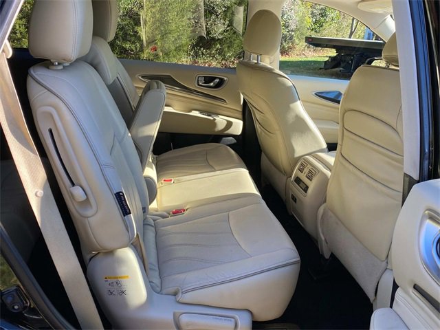Used 2019 INFINITI QX60 Luxe w/ Essential Package image 35