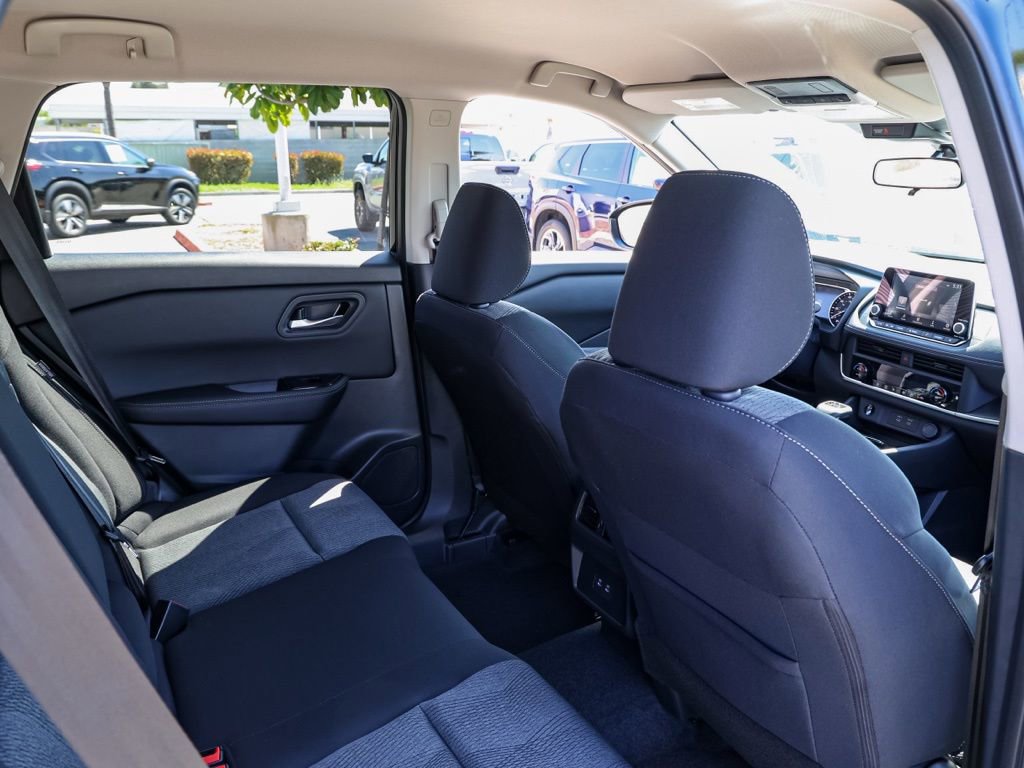 New 2026 Nissan Rogue SV image 17