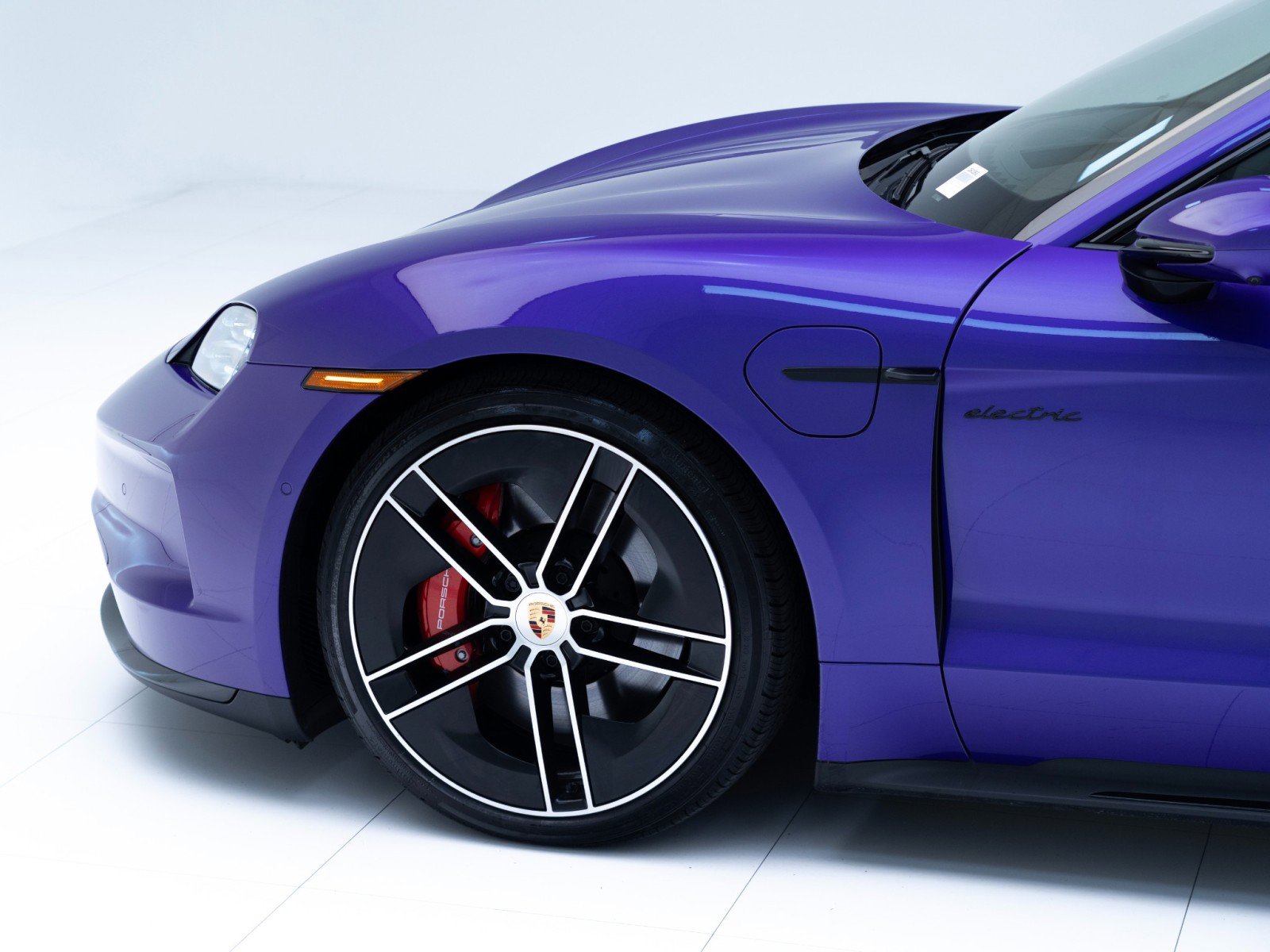 New 2026 Porsche Taycan GTS image 11