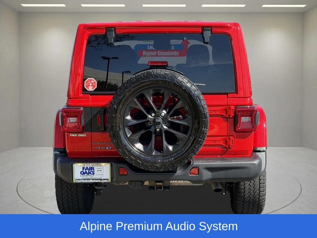 Certified 2025 Jeep Wrangler Unlimited Sahara image 9