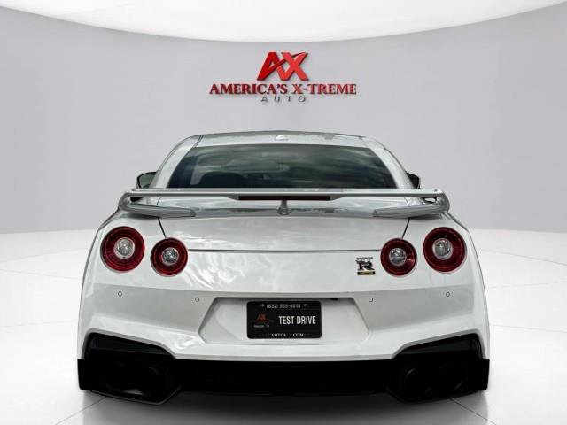 Used 2024 Nissan GT-R w/ Floor Mat Package AWD/4WD image 5