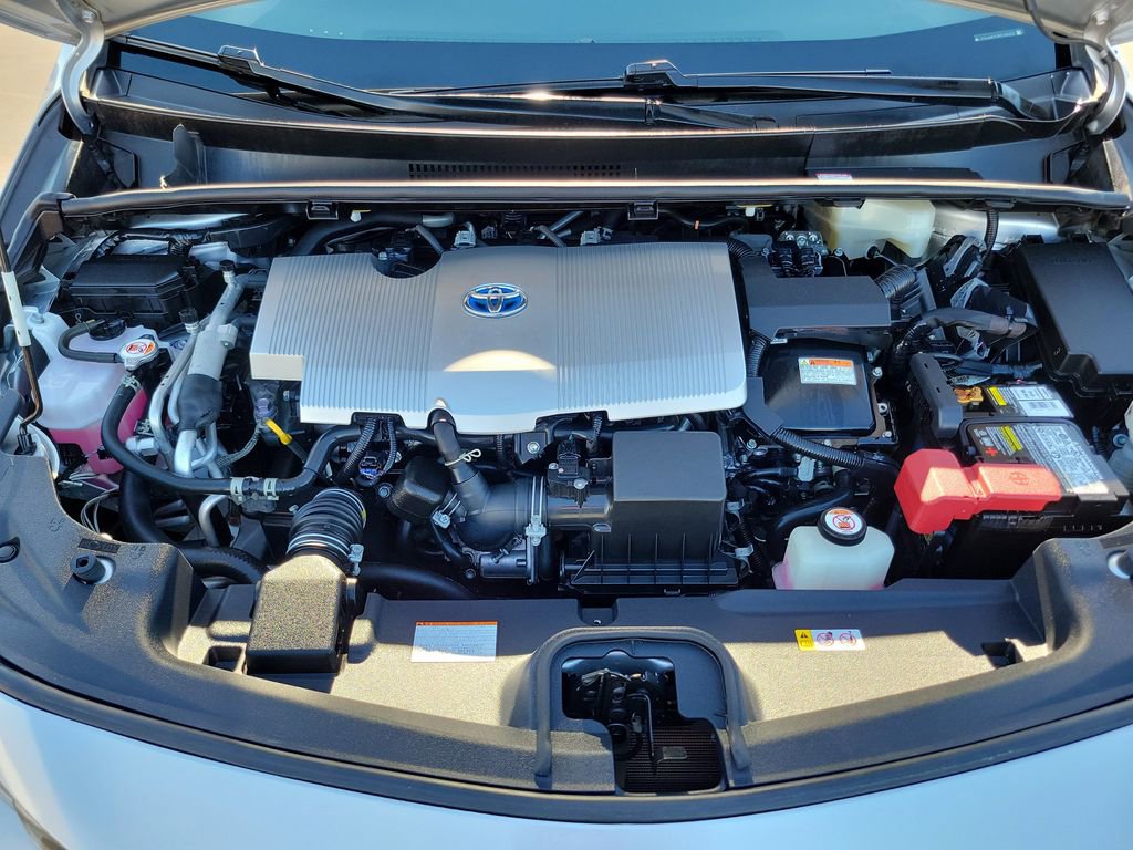 Used 2021 Toyota Prius Prime LE image 30