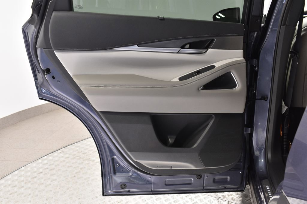 New 2026 INFINITI QX60 Luxe w/ Cargo Package image 27