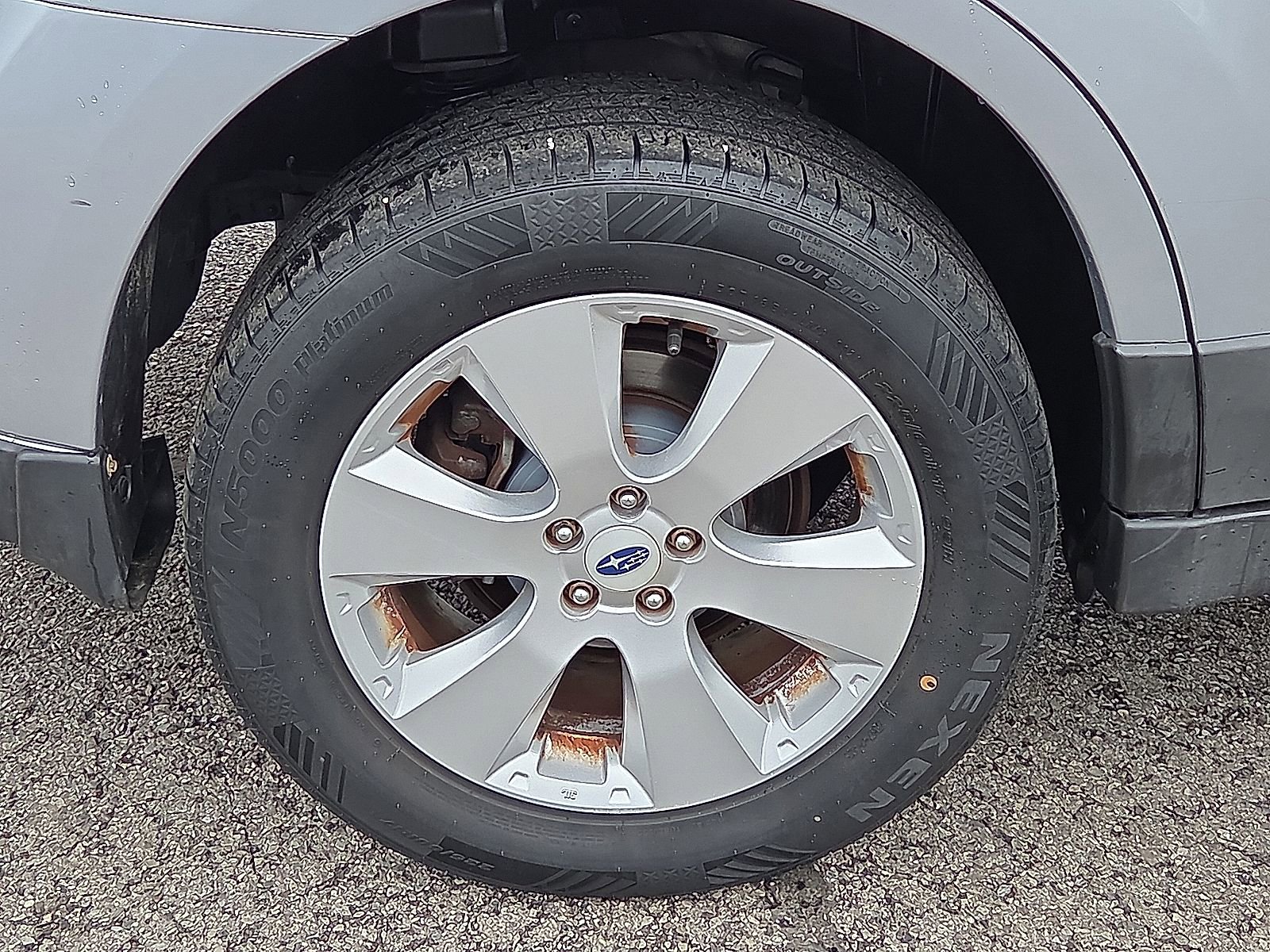 Used 2012 Subaru Outback 2.5i Limited w/ Moonroof Pkg image 7