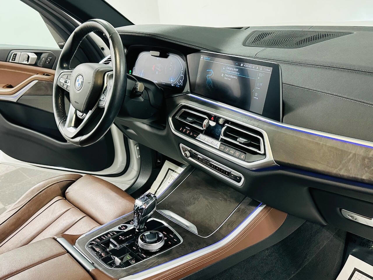 Used 2021 BMW X5 xDrive45e w/ Executive Package image 7