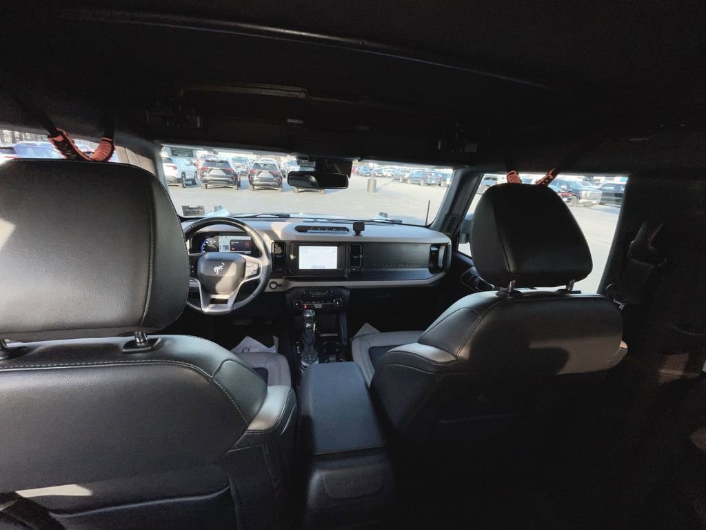 Used 2023 Ford Bronco Wildtrak image 27