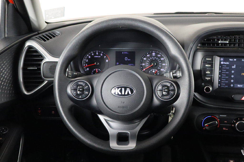Used 2020 Kia Soul LX FWD image 7