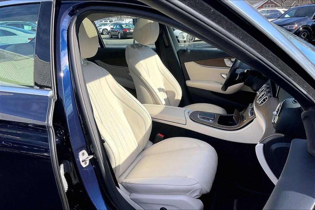 Used 2021 Mercedes-Benz E 350 4MATIC Sedan image 7
