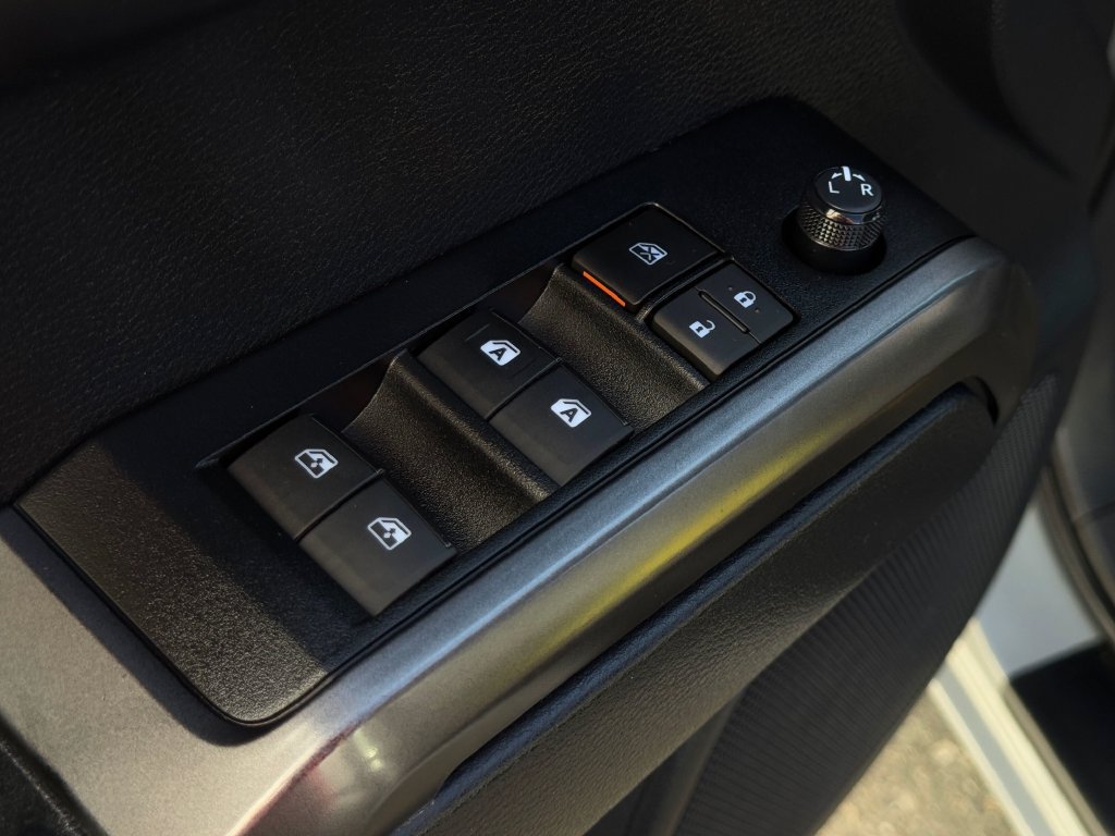 Certified 2019 Toyota Tacoma TRD Sport AWD/4WD image 10