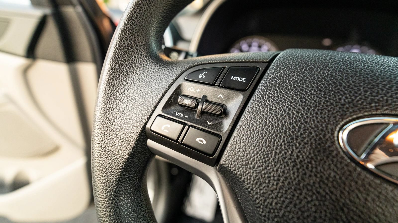 Used 2019 Hyundai Tucson SE w/ Cargo Package FWD image 42
