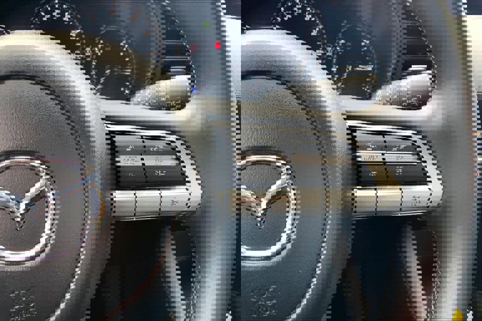 Used 2023 MAZDA MAZDA3 s image 24